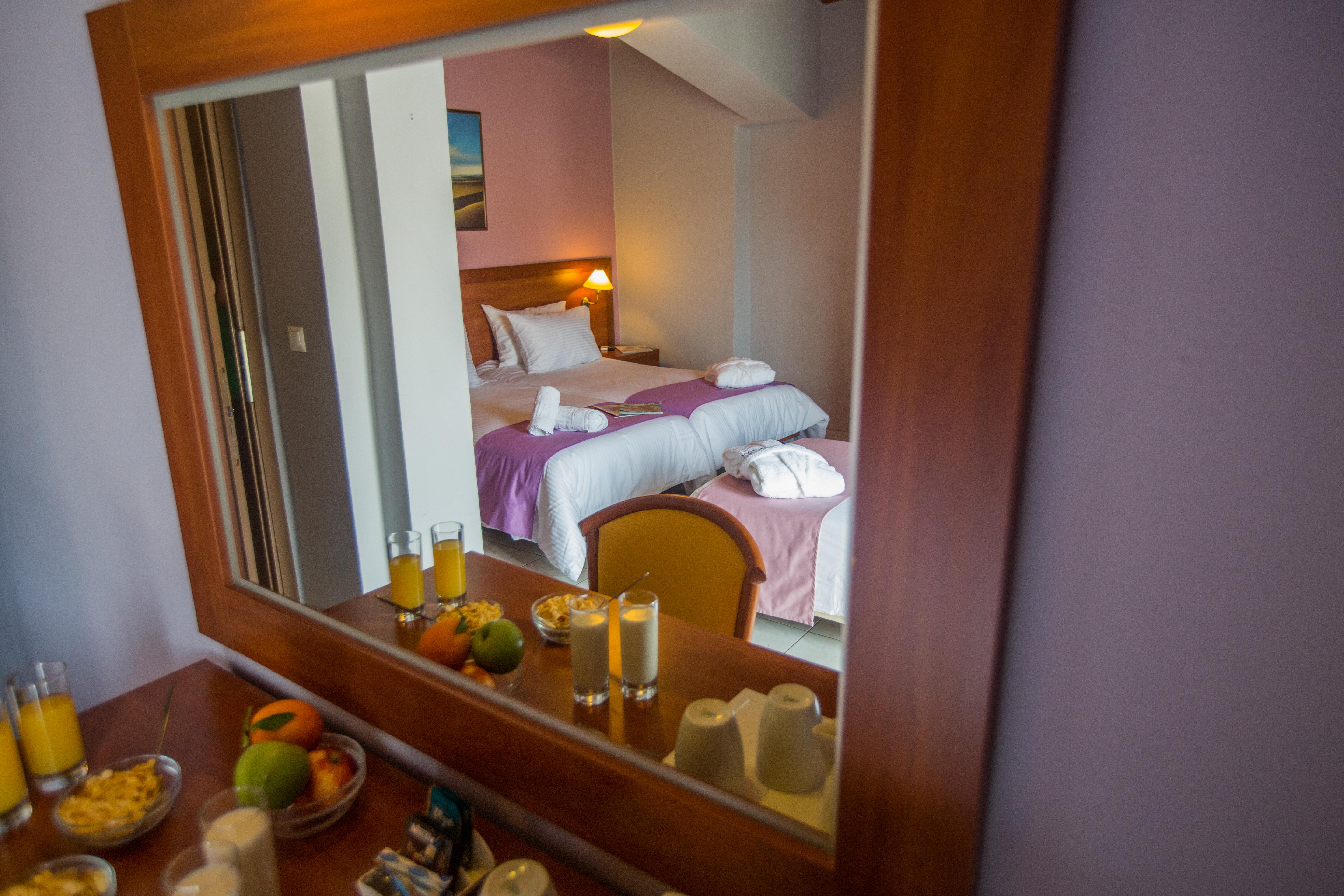 Mirabel Citycenter Hotel Argostoli  Exterior photo