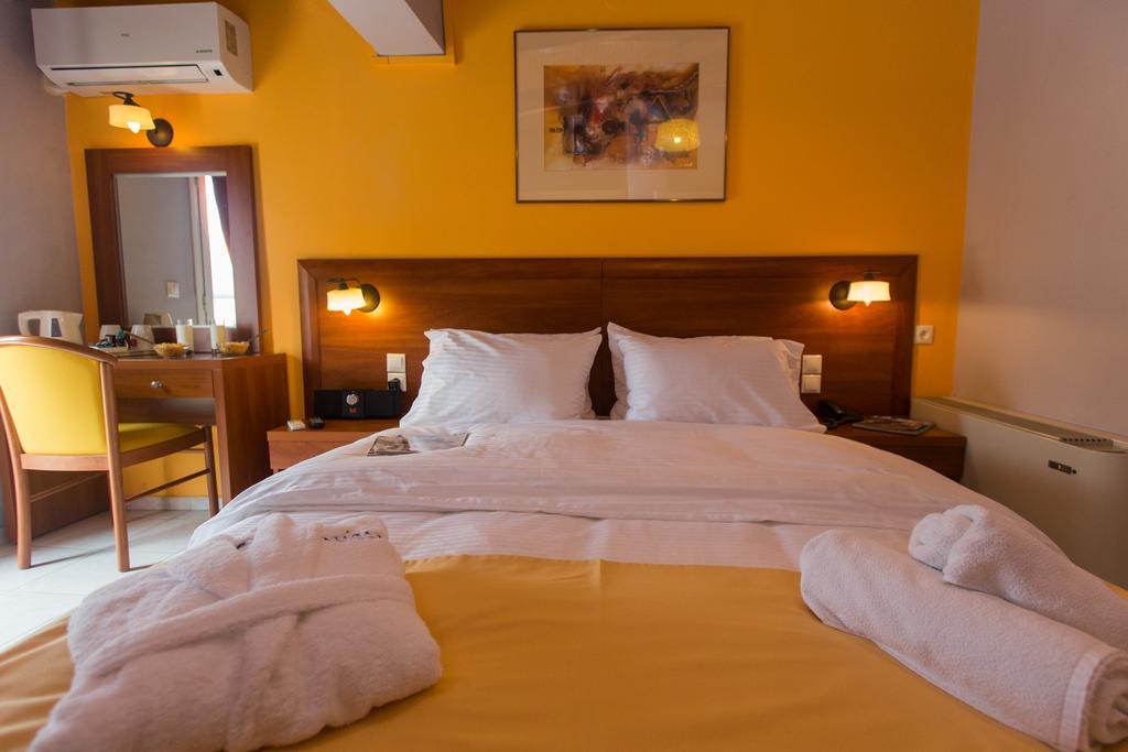 Mirabel Citycenter Hotel Argostoli  Exterior photo